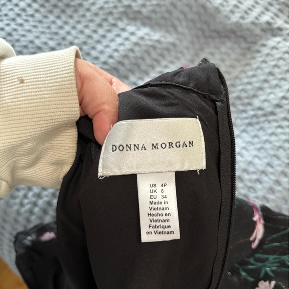 Floral Donna Morgan Dress - Picture 8 of 10
